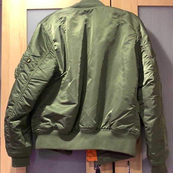 bomberjacka alpha industries